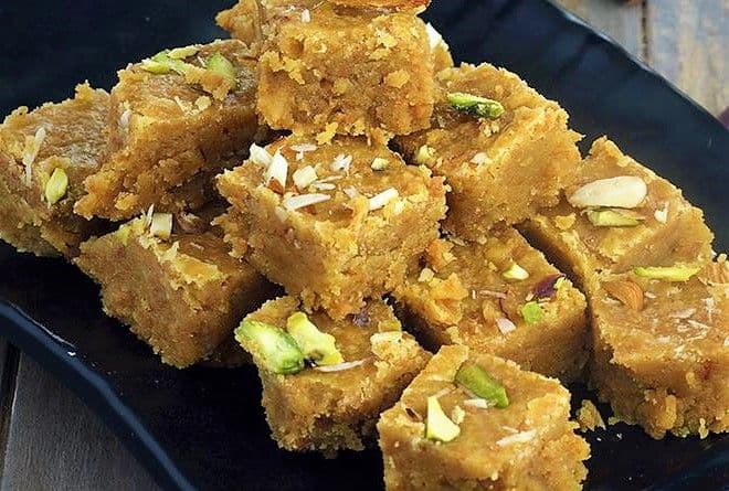 Mohanthaal / Besan Barfi (4)
