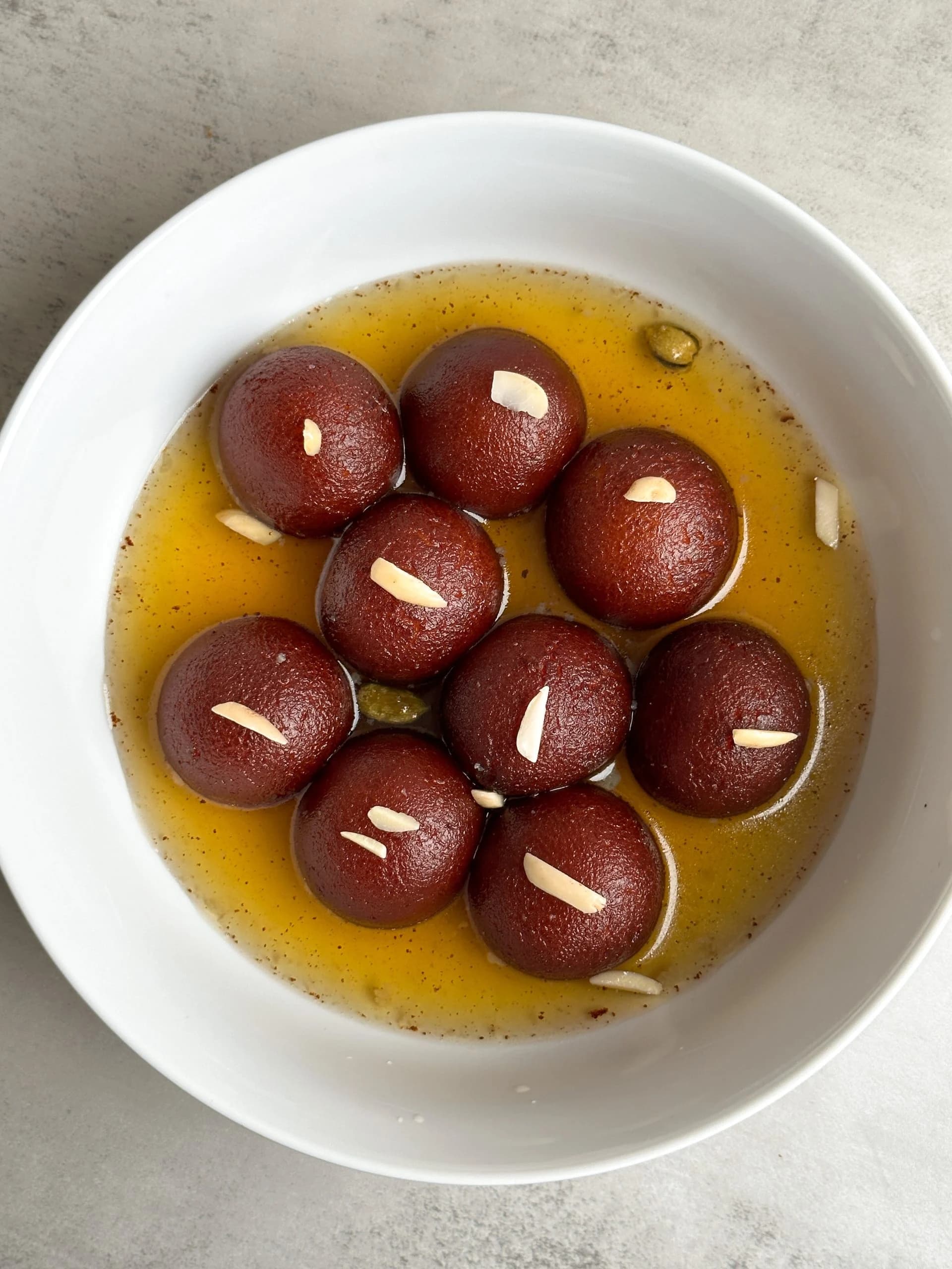 GULAB JAMUN (50 Pcs)